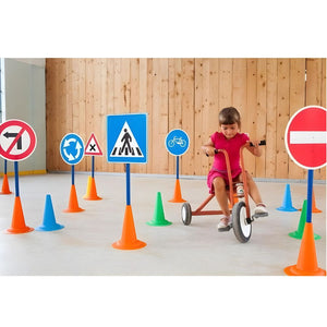 Détail des panneaux de signalisation éducatifs pour apprentissage scolaire