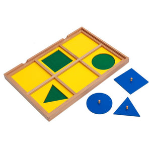 Plateau de démonstration de géométrie avec formes encastrées