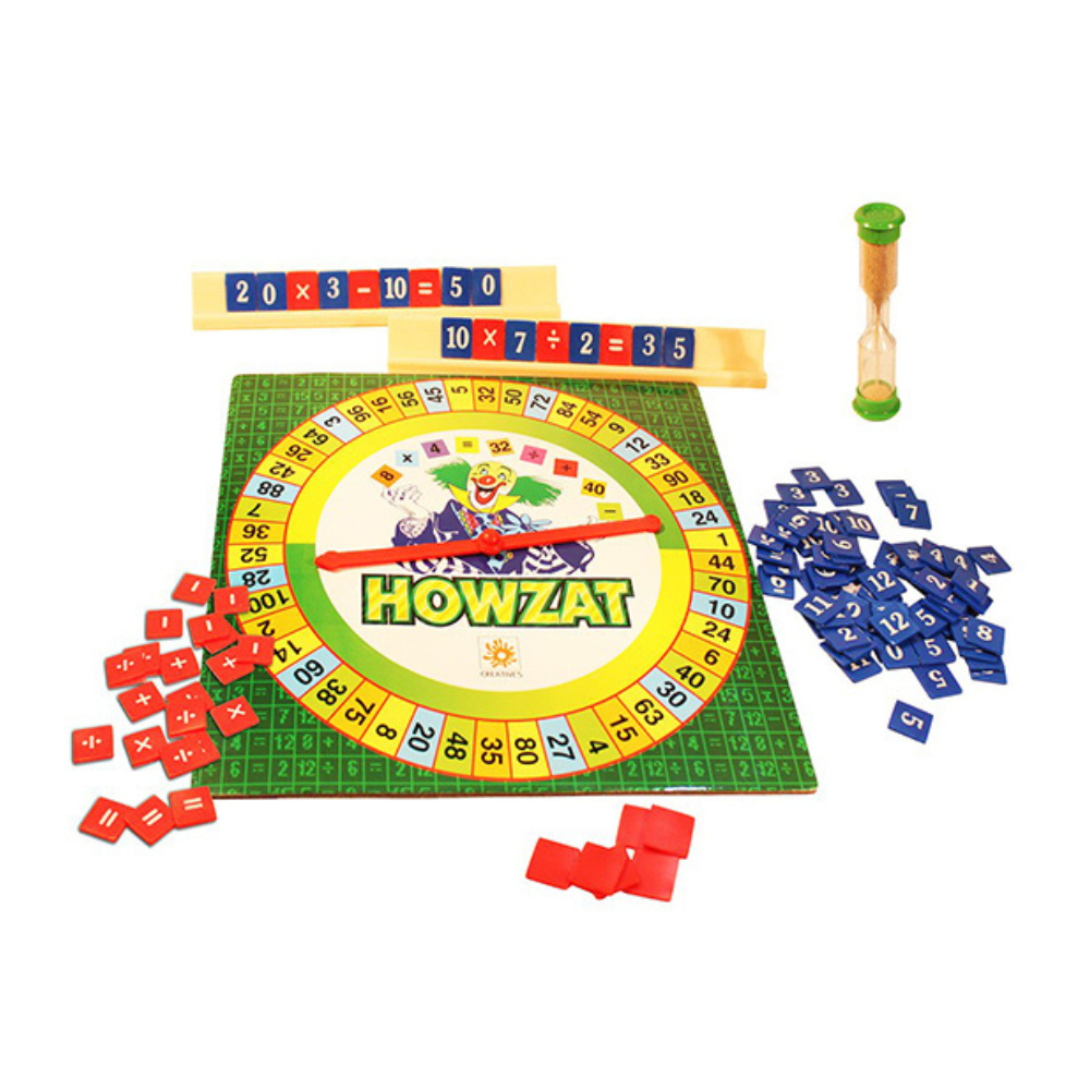 Enfants jouant au jeu Howzat : apprentissage ludique des mathématiques