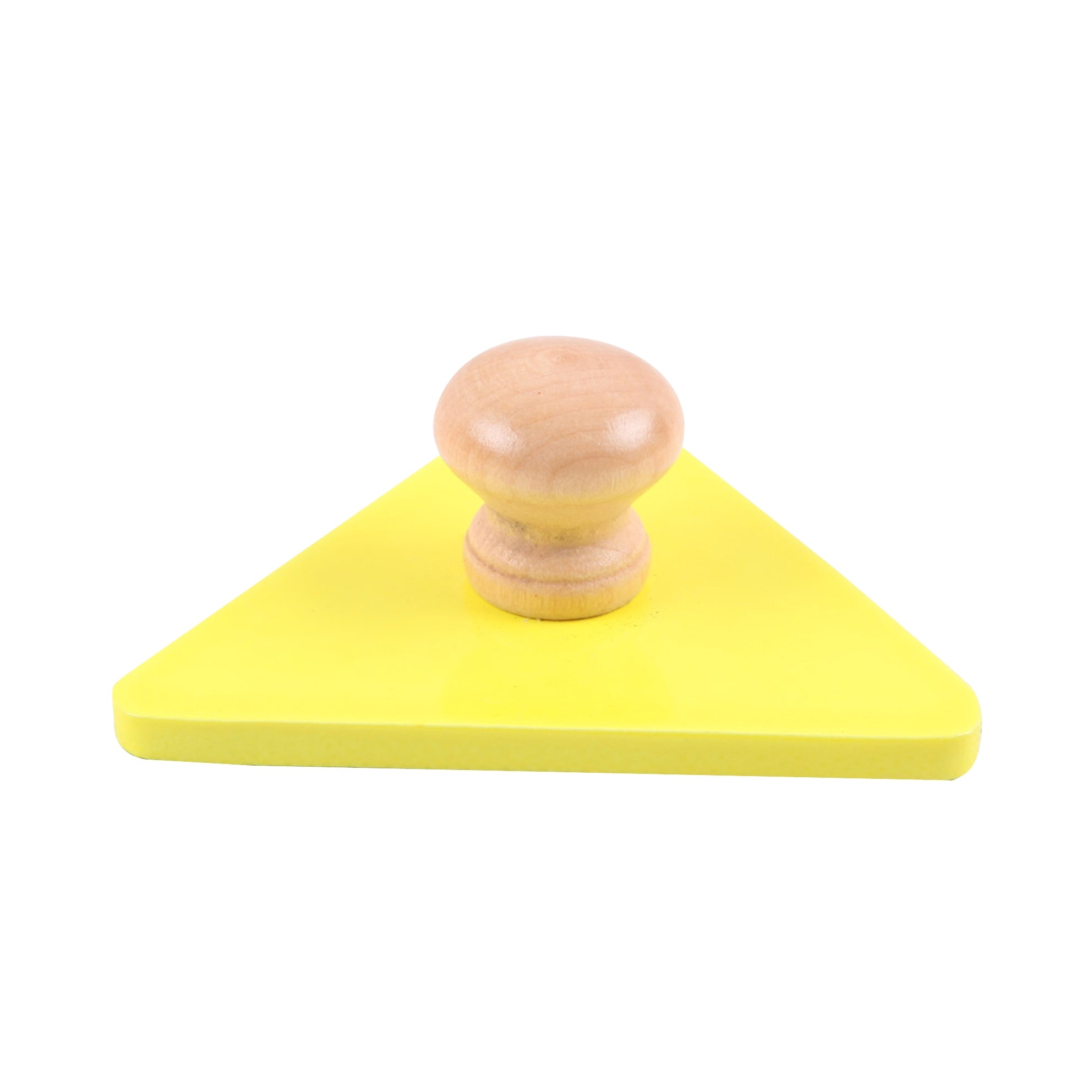 Ensemble des 4 puzzles géométriques en bois sur fond blanc