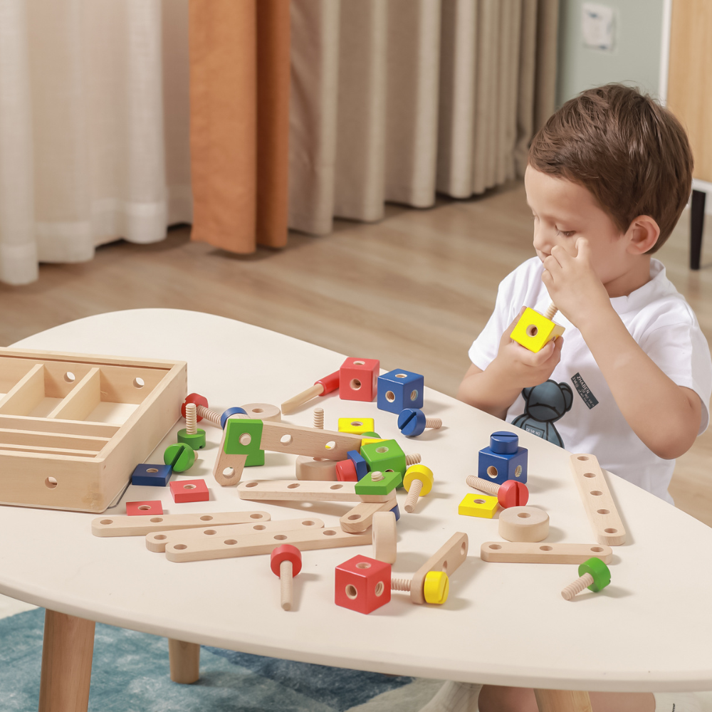 Boîte à Visser en Bois : Jeu Créatif pour Enfants dès 3 Ans