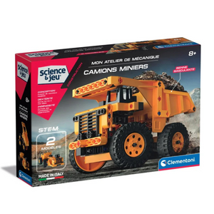 Maquette de camion à benne basculante en cours d'assemblage
