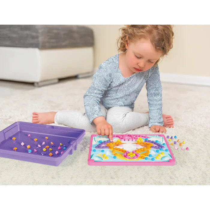 Kit créatif Mosaic Pin avec épingles colorées et modèles sirène