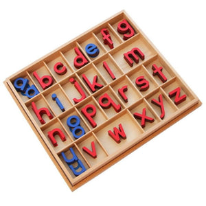 Boîte alphabet mobile Montessori en bois avec lettres rouges et bleues