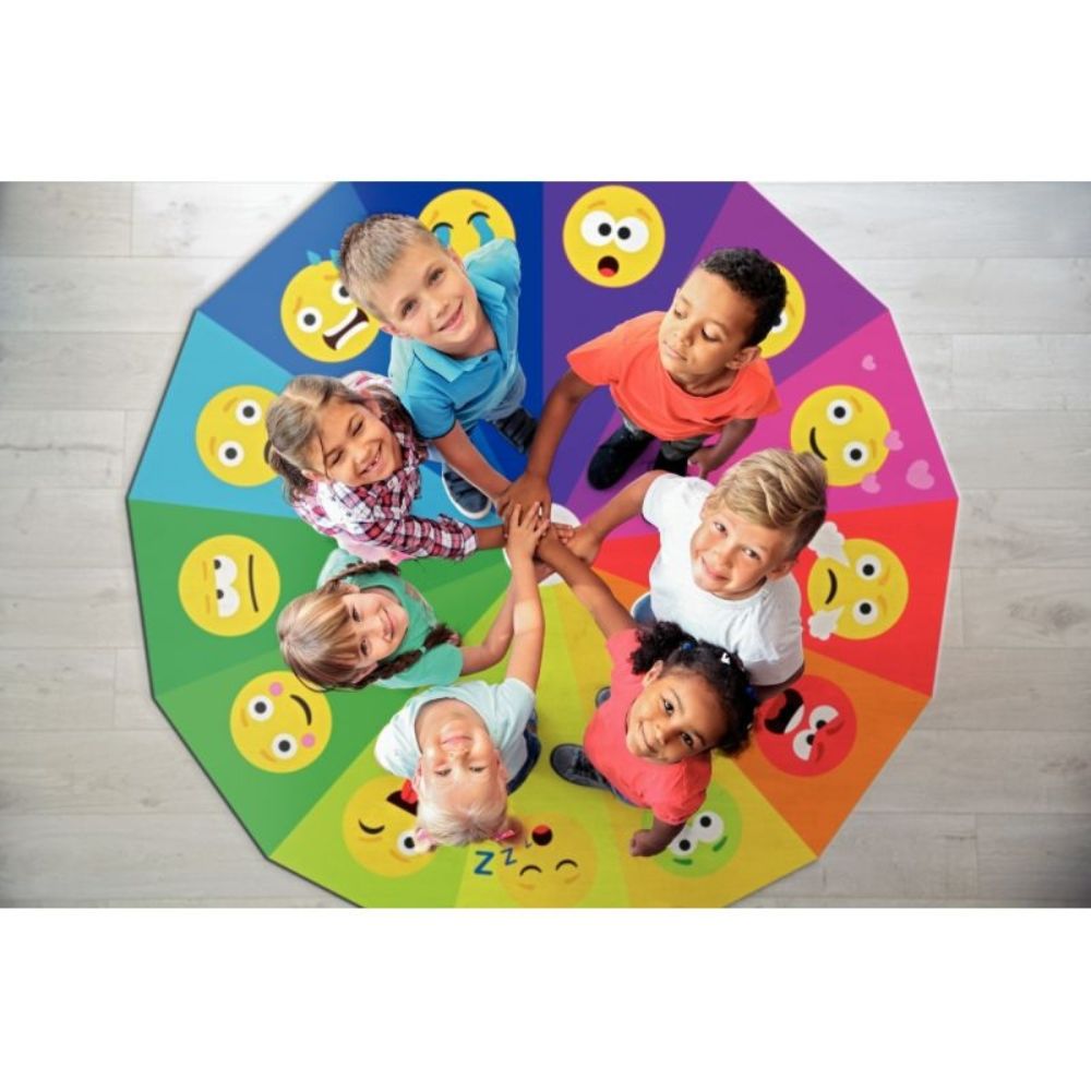 Détail du revêtement vinyle antidérapant et hygiénique du tapis éducatif